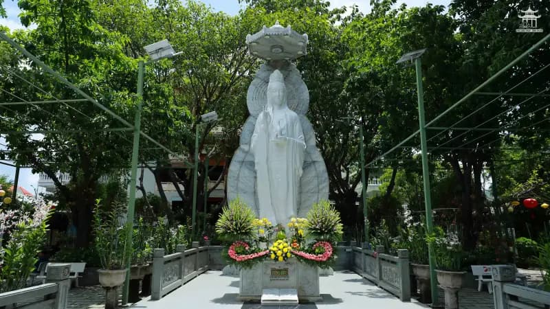 KHÓA LỄ NGŨ BÁCH DANH NHÂN NGÀY VÍA BỒ TÁT QUAN THẾ ÂM THÀNH ĐẠO
